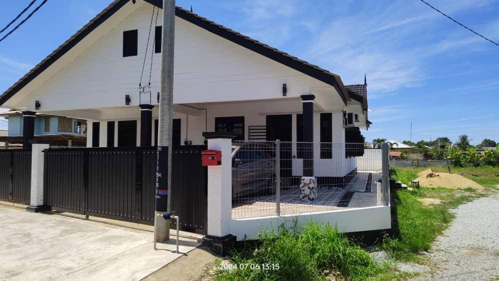 Hadeera Minimalis Family Homestay Kuala Terengganu Zewnętrze zdjęcie